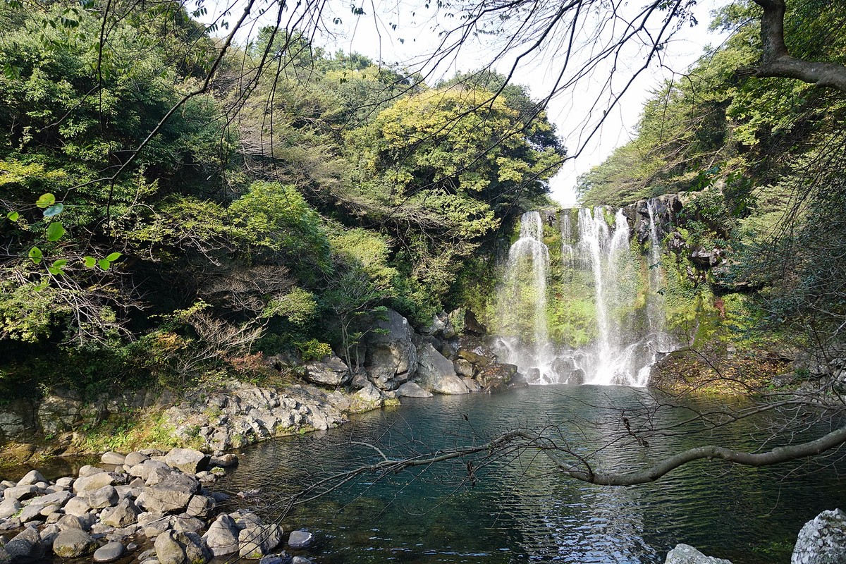 Dieu ban chua biet ve thac nuoc tuyet dep tren dao Jeju Han Quoc-Hinh-10