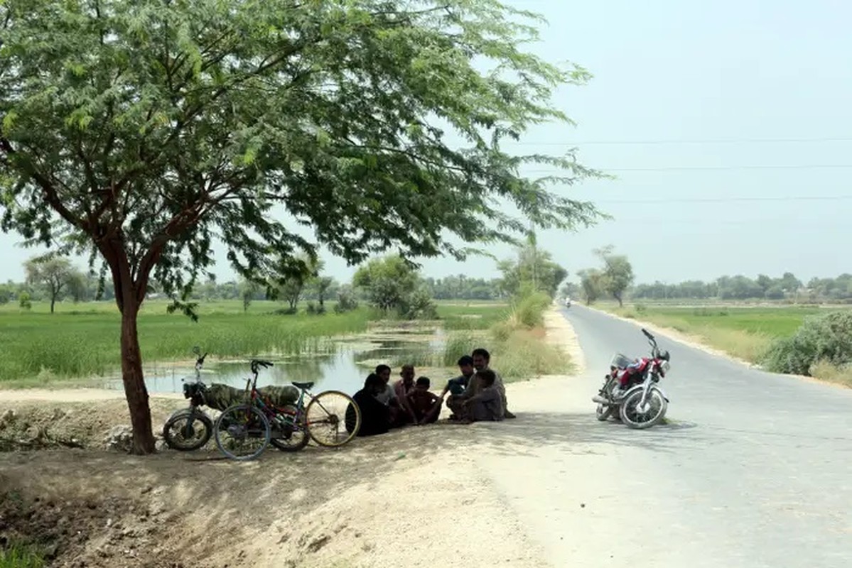 Cuoc song khac nghiet cua nguoi dan o thanh pho nong nhat the gioi-Hinh-6