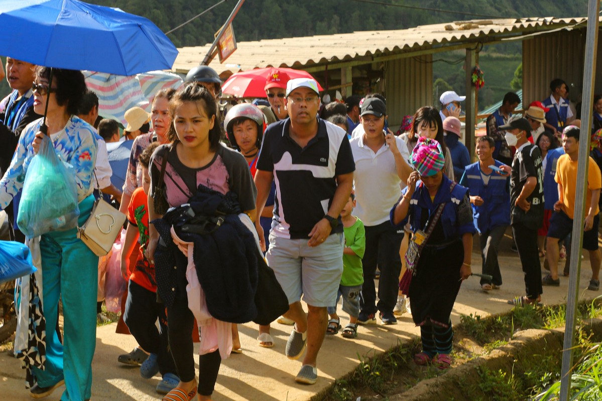 Len Mu Cang Chai ngam mua vang chay tran tren trien nui-Hinh-9