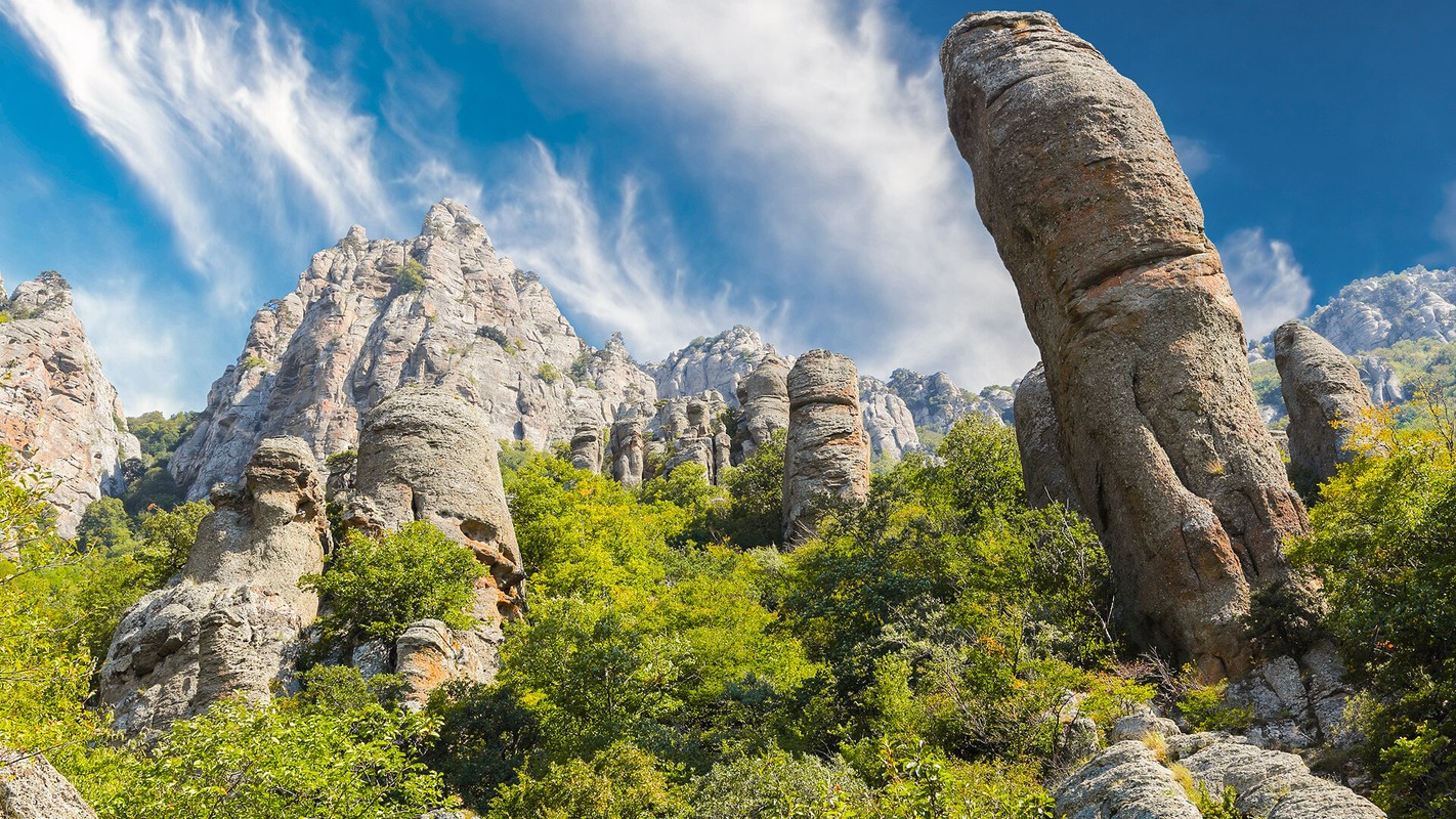 Khung canh am anh cua Thung lung ma o Crimea-Hinh-7