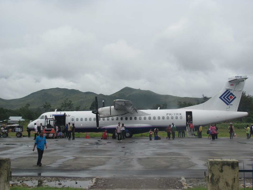 “Noi soi” dong may bay ATR-72 vua roi o Nepal-Hinh-9
