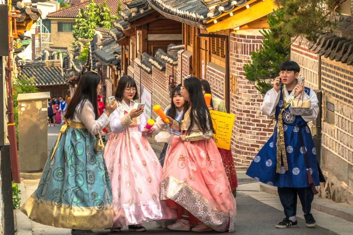 View - 	Chiêm ngưỡng làng cổ đẹp nhất Seoul khiến du khách mê mệt