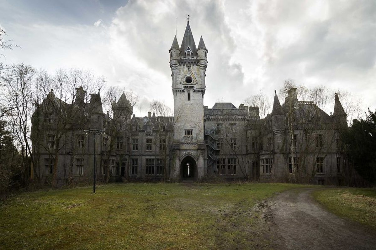 View - 	Choáng ngợp loạt lâu đài bỏ hoang đẹp nhất thế giới