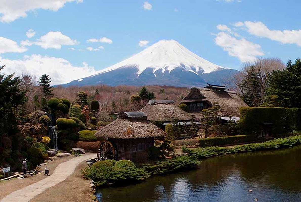 View - 	Vẻ đẹp thơ mộng của ngôi làng cổ dưới chân núi Phú Sĩ