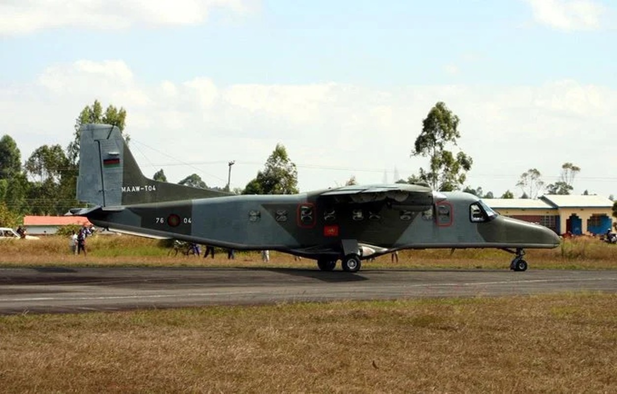 View - 	Soi dòng máy bay chở Phó Tổng thống Malawi mất tích bí ẩn