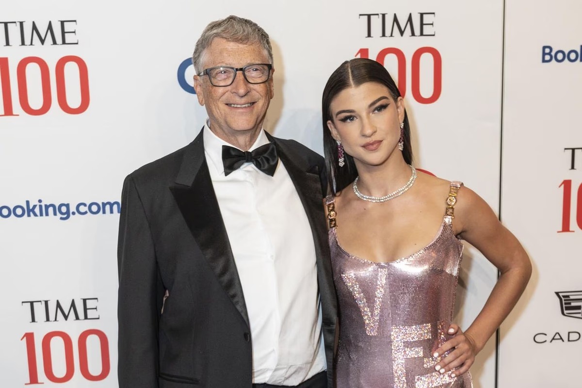 View - 	Nhan sắc cực phẩm của con gái tỷ phú Bill Gates và bạn trai