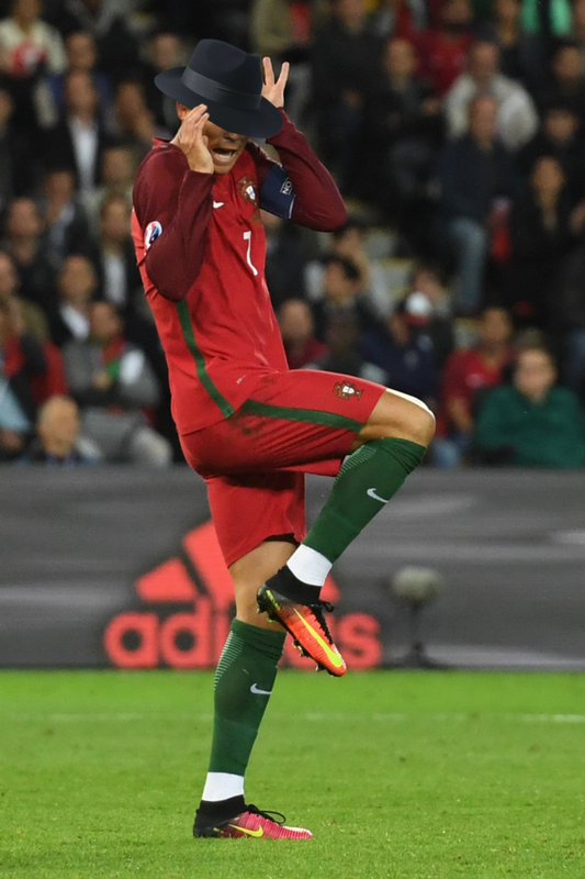 Dan mang che anh khoanh khac so hai cua Cristiano Ronaldo-Hinh-2