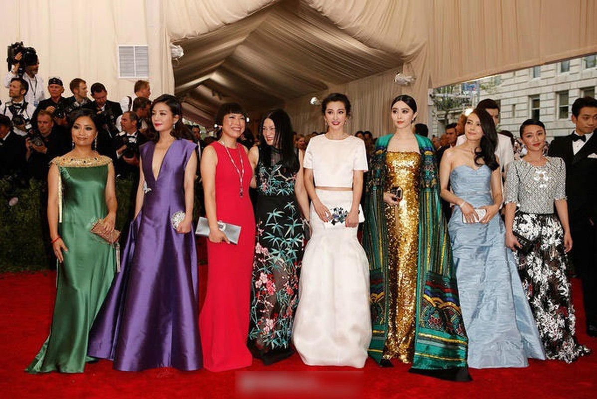 Nhung trang phuc an tuong nhat Met Gala 2015-Hinh-12