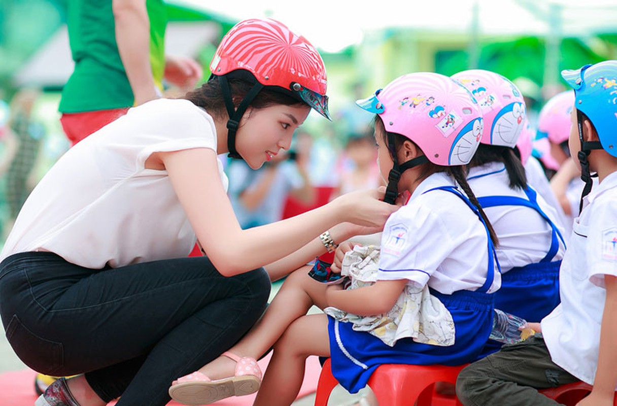 Hoa hau Ky Duyen gian di di lam tu thien-Hinh-5