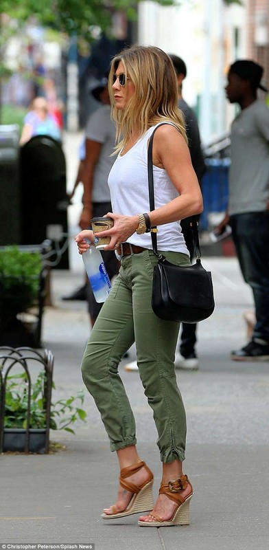 Jennifer Aniston khoe ve quyen ru tuoi U50-Hinh-5