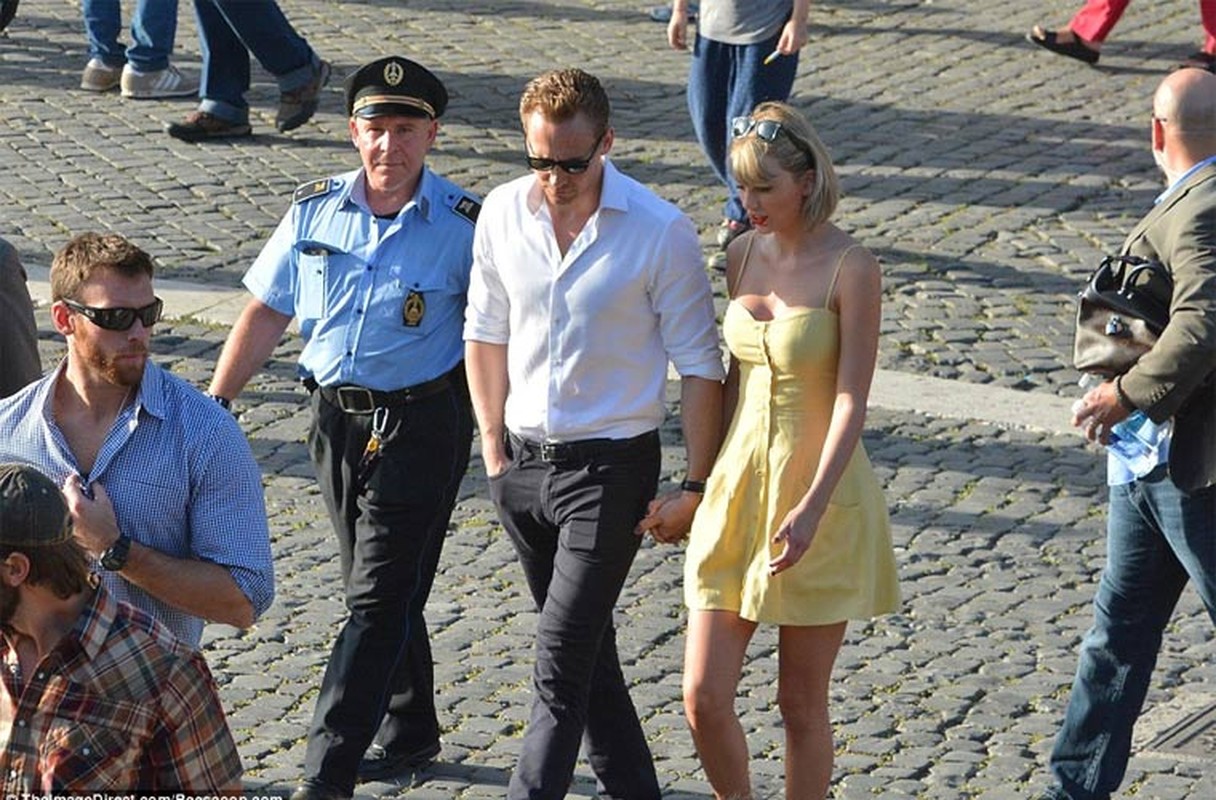 Nhung man tinh tu cua Taylor Swift va Tom Hiddleston o Rome-Hinh-12