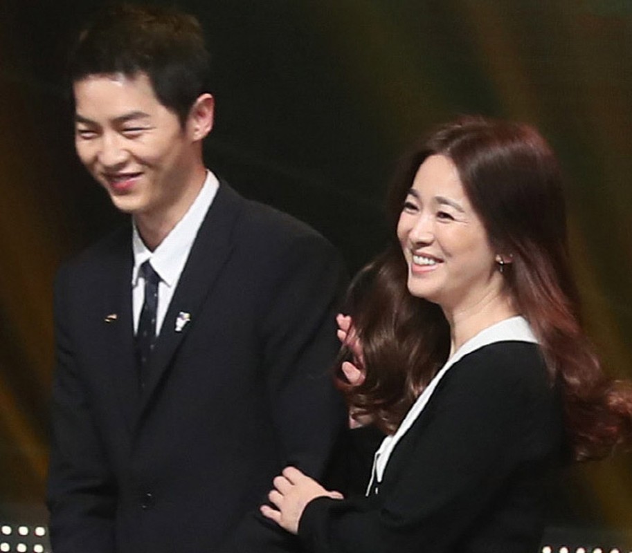 Song Hye Kyo khong giau duoc ve gia nua ben Song Joong Ki-Hinh-3