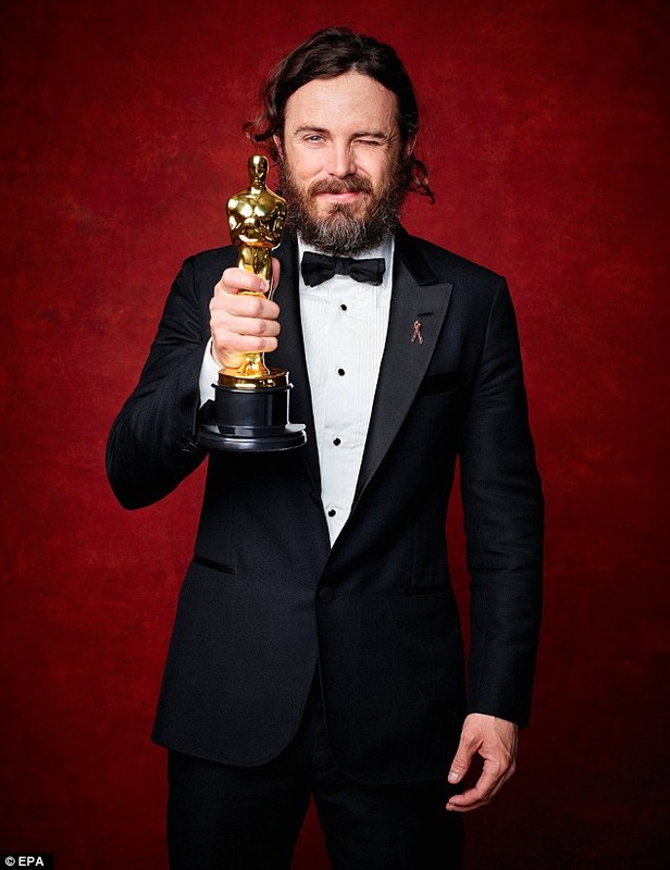 Casey Affleck, nam dien vien tham lang toa sang tai Oscar 2017-Hinh-7