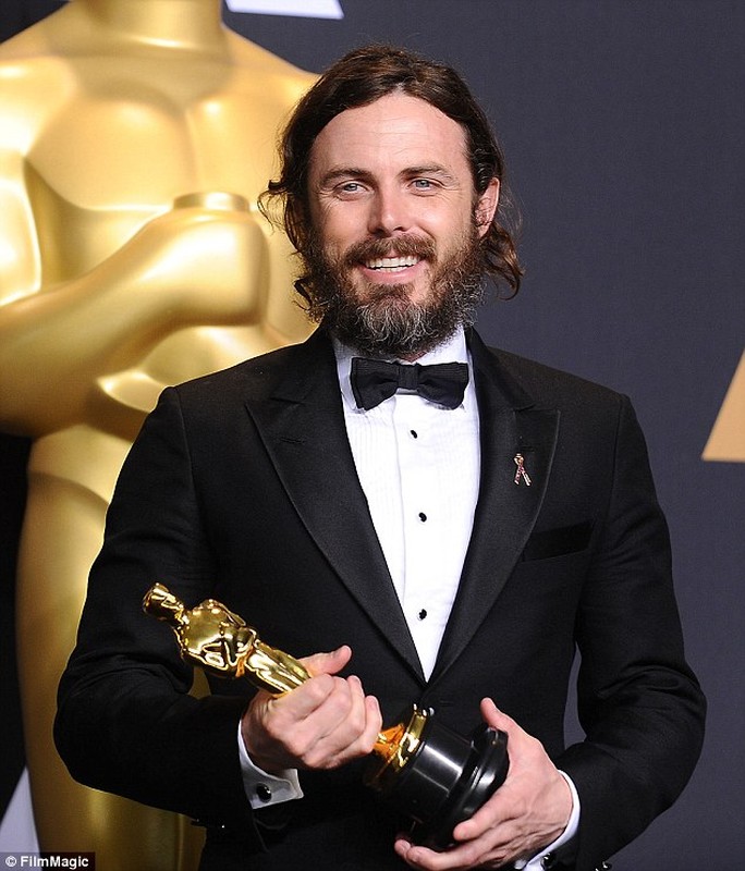 Casey Affleck, nam dien vien tham lang toa sang tai Oscar 2017-Hinh-9