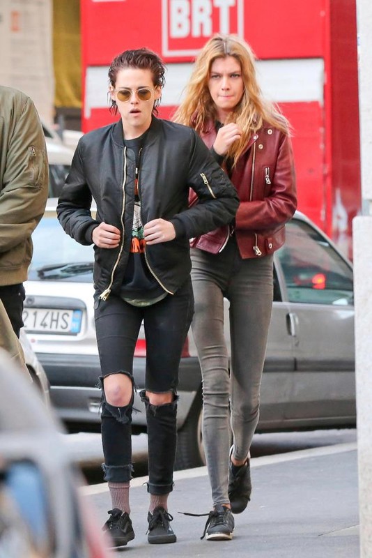 Kristen Stewart khoe kieu dau troc trong buoi ra mat phim moi-Hinh-5