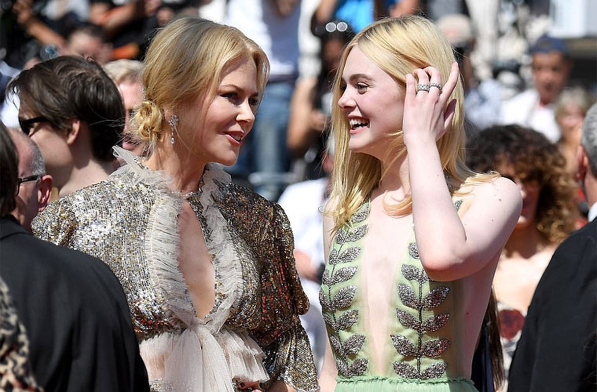 Nicole Kidman 49 ma ngo nhu 19 khi buoc tren tham do Cannes-Hinh-4