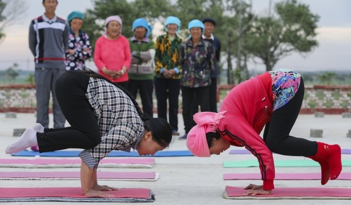 Ky la ngoi lang yoga o Trung Quoc, noi nguoi dan cuc tho-Hinh-2