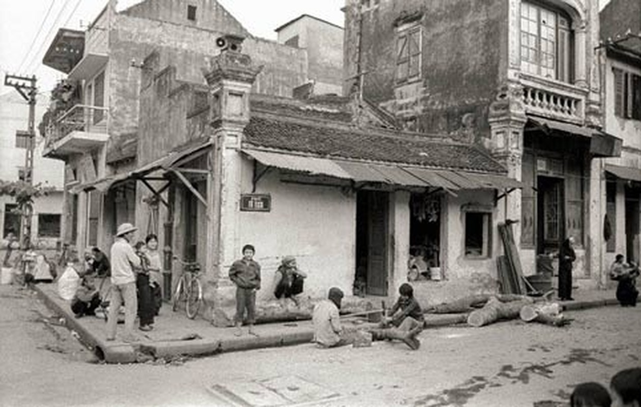 Net dep nao long cua Ha Noi nhung nam 1980 - 1983-Hinh-2