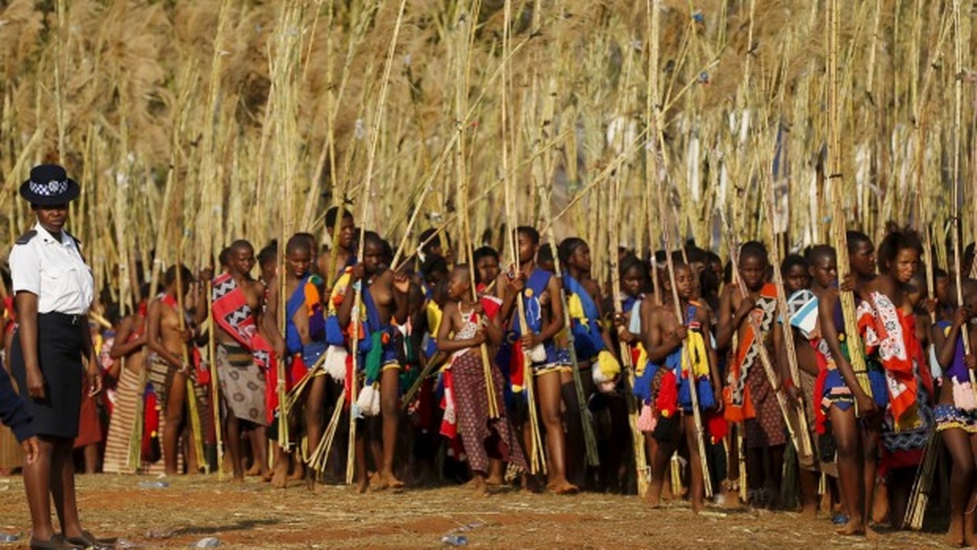 Doi song xa hoa va chuyen tuyen vo doc di cua quoc vuong Swaziland-Hinh-6