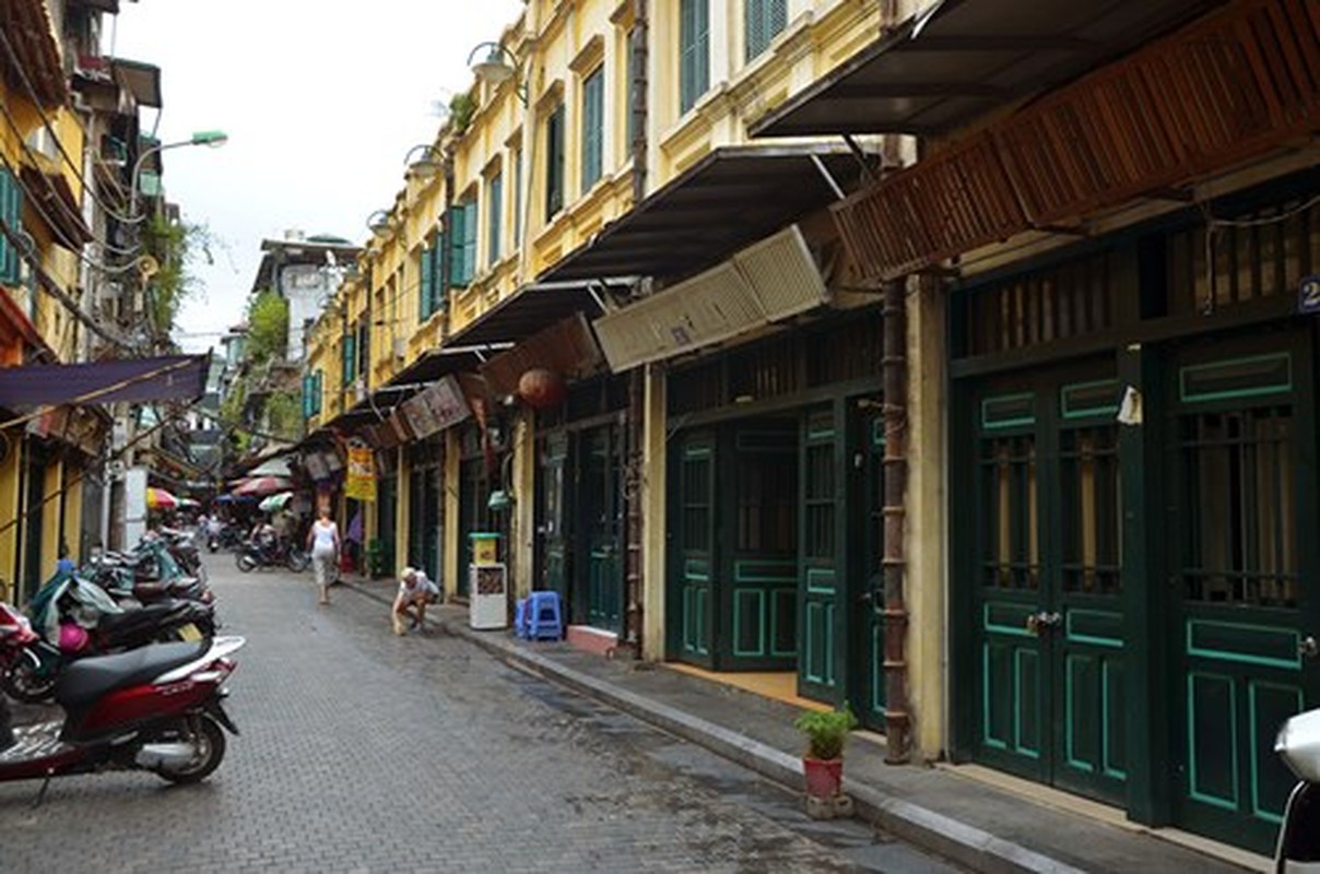 Hinh anh nguoi Ha Noi xuong pho don gio mua Dong Bac-Hinh-5