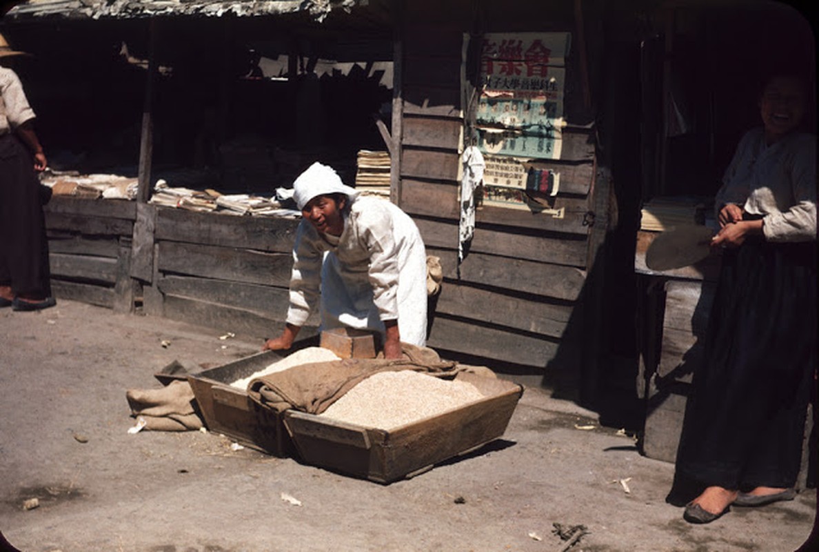 Anh doc: Han Quoc nhung nam dau 1950 trong the nao?-Hinh-3