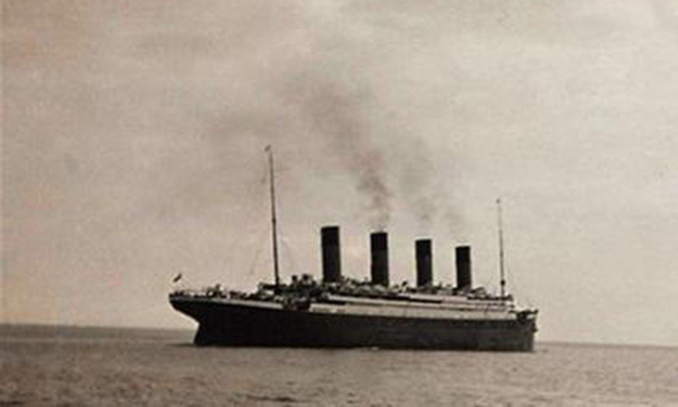 Nhung hinh anh quan long sau khi tau Titanic chim nam 1912
