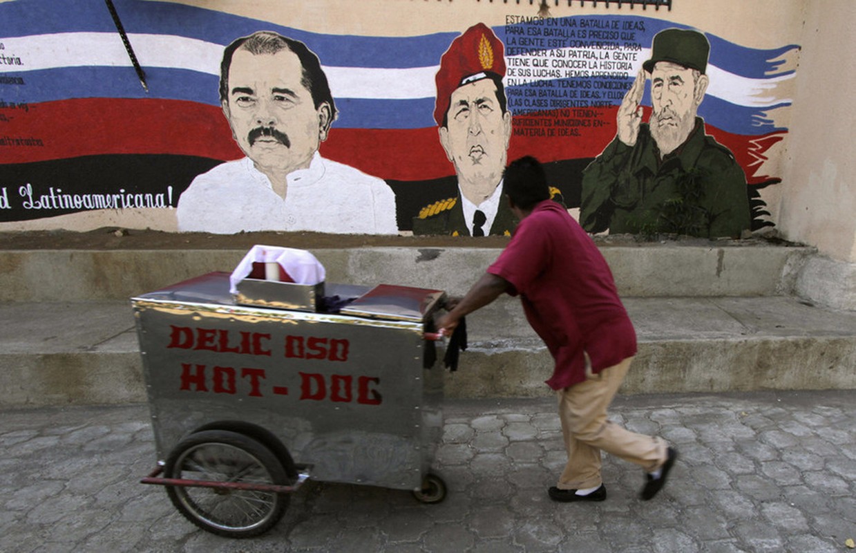 Hinh anh lanh tu Fidel Castro trong nhung buc ve graffiti-Hinh-9