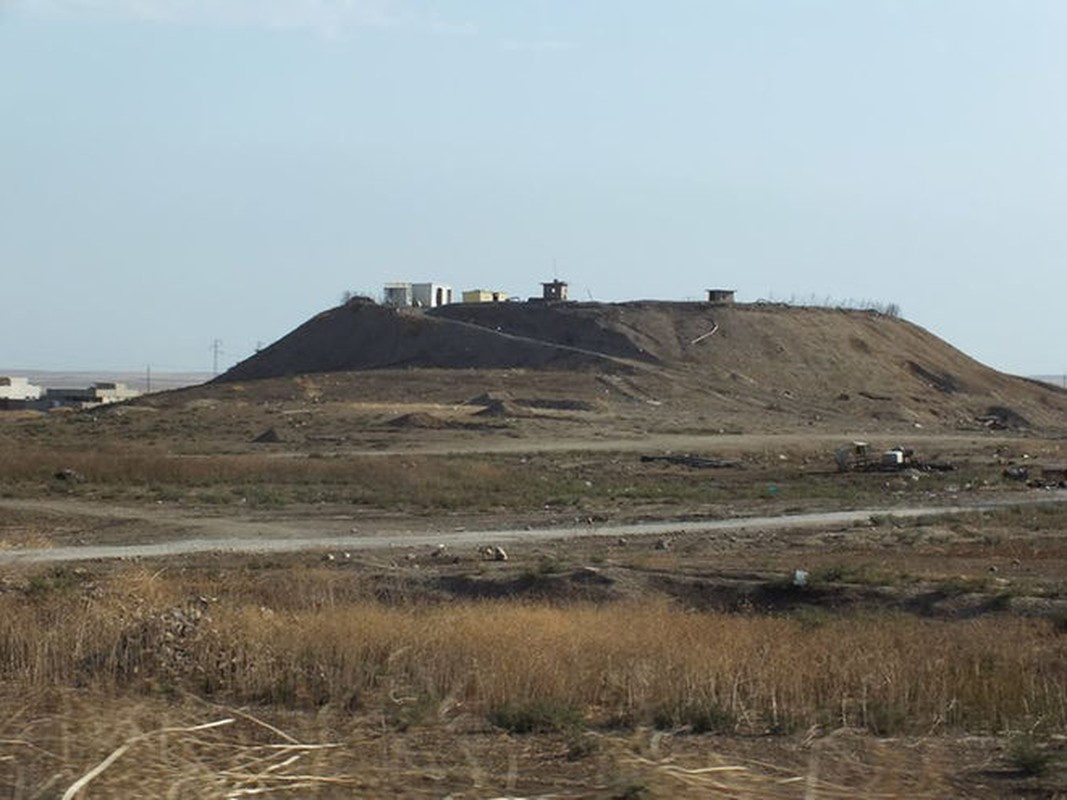 Nhoi long canh tuong nhung di san o Iraq bi IS pha huy-Hinh-5