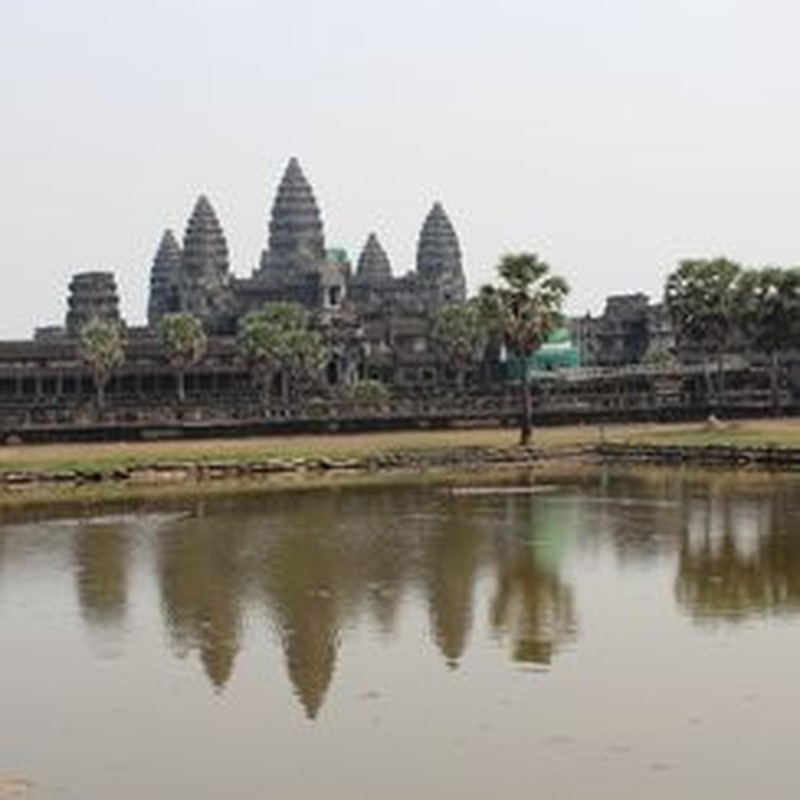 Vi sao thanh pho Angkor huy hoang bong dung sup do?-Hinh-12