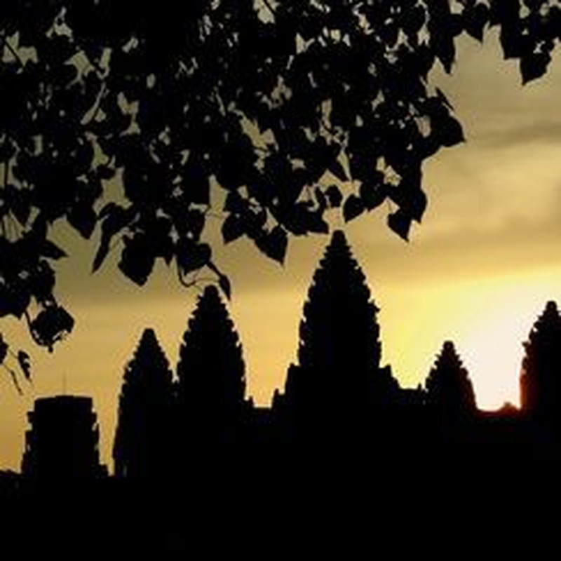 Vi sao thanh pho Angkor huy hoang bong dung sup do?-Hinh-9