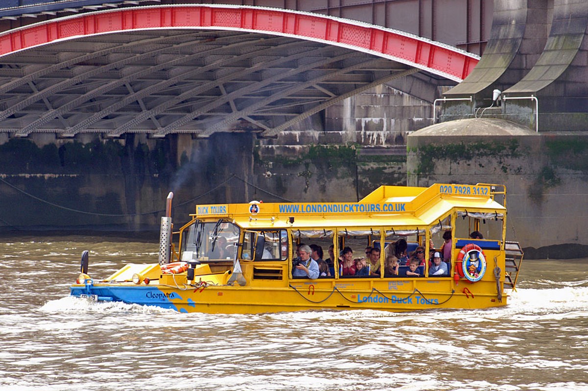 Vi sao xe bus duong song la &quot;dac san du lich&quot; cua London?-Hinh-8