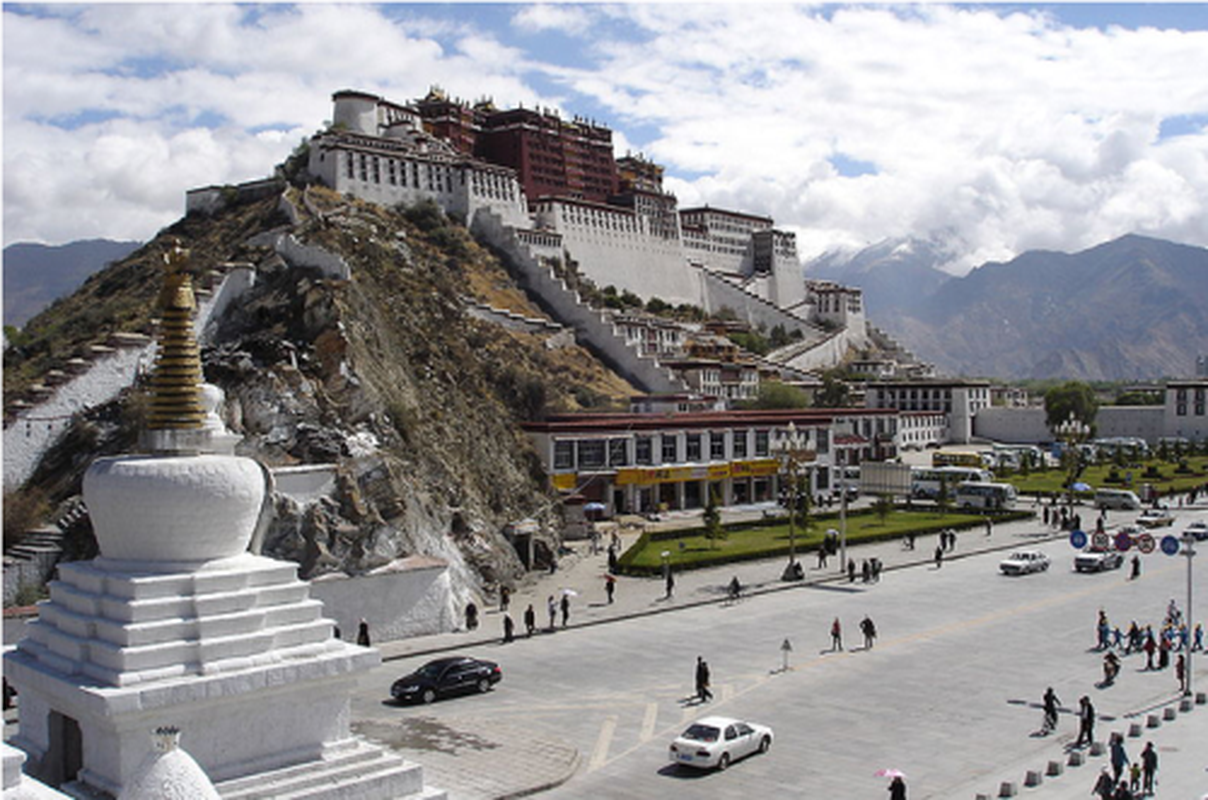 Bi mat an giau trong cung dien Potala linh thieng nhat Tay Tang