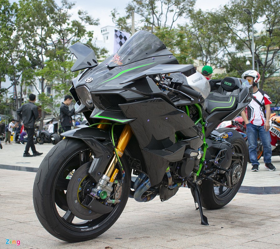 Hon 500 moto phan khoi lon nao dong dat Tay Do-Hinh-7