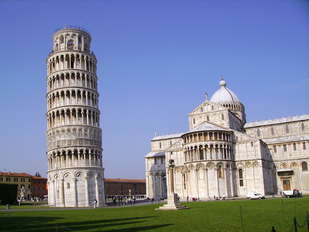 Vi sao thap nghieng Pisa nghieng mai nhung khong do?-Hinh-7