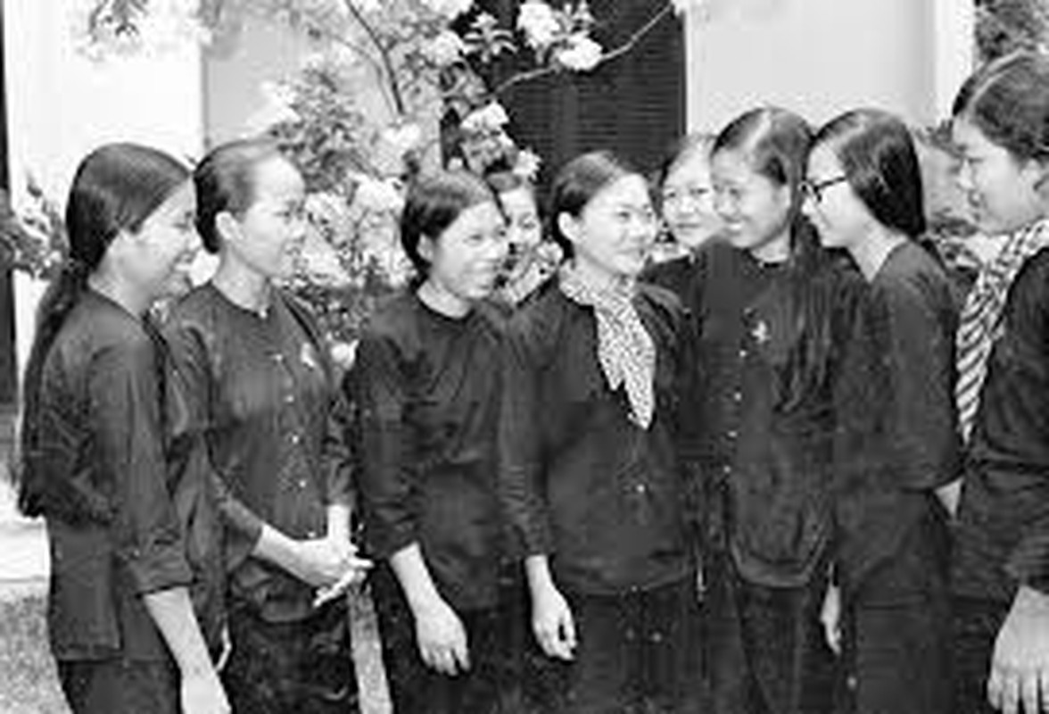 Loat anh cuc doc ve phu nu mien Nam trong chien thang 30/4/1975-Hinh-7