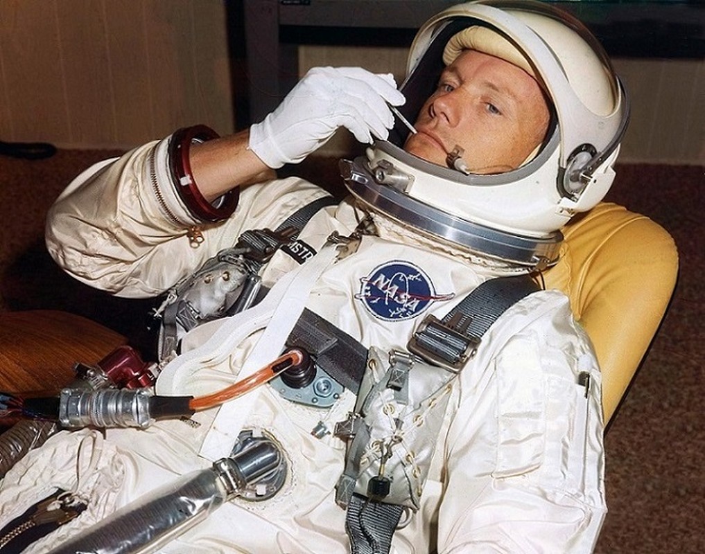 Vi sao gia dinh cua Neil Armstrong duoc boi thuong 6 trieu USD?-Hinh-8