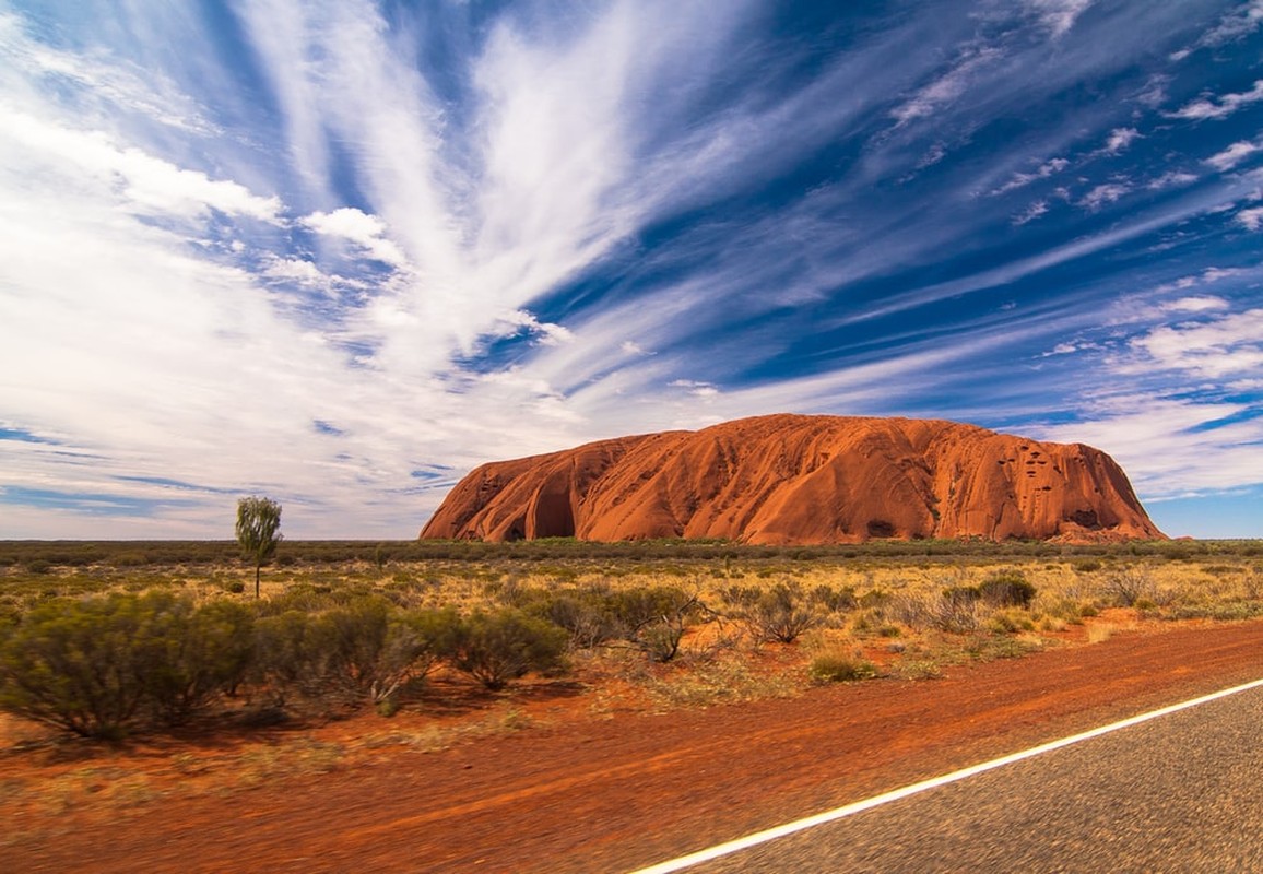 Kinh hai “loi nguyen bi an” o nui thieng noi tieng Australia-Hinh-9