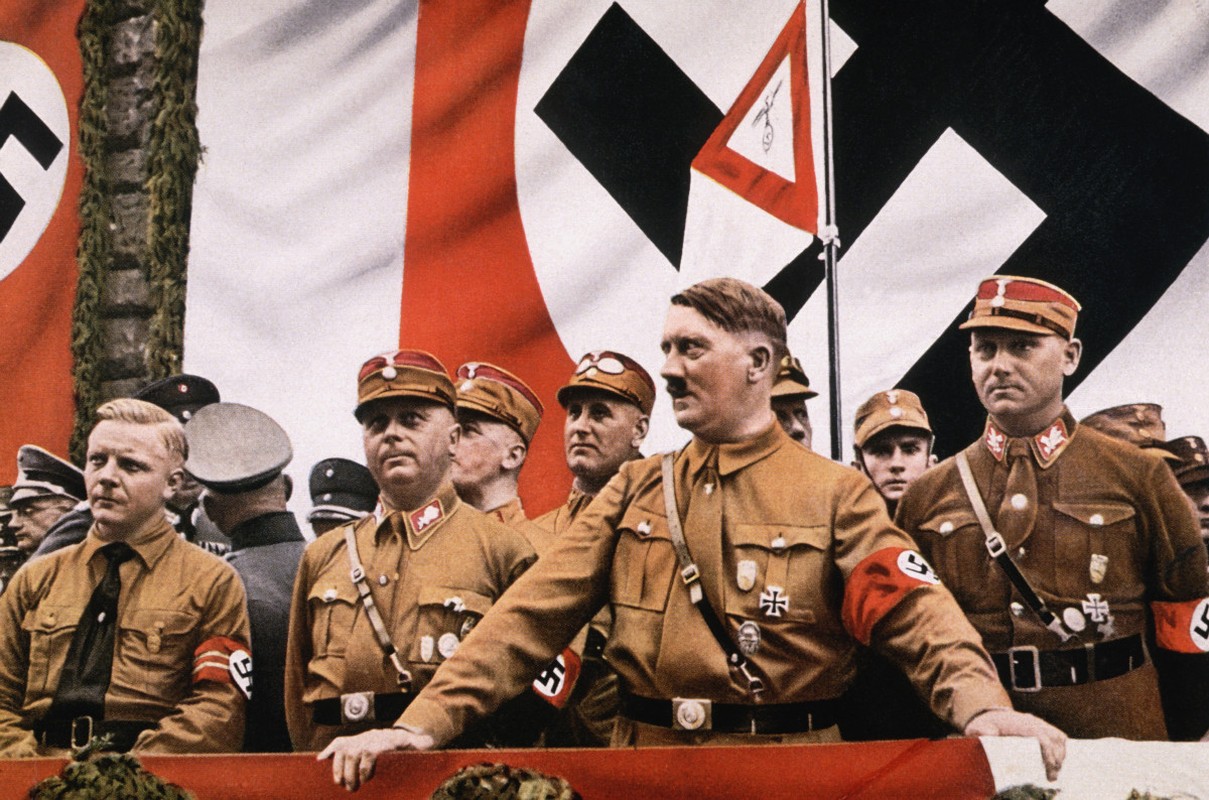 Ai la nguoi Aryan hoan hao nhat trong mat Hitler?