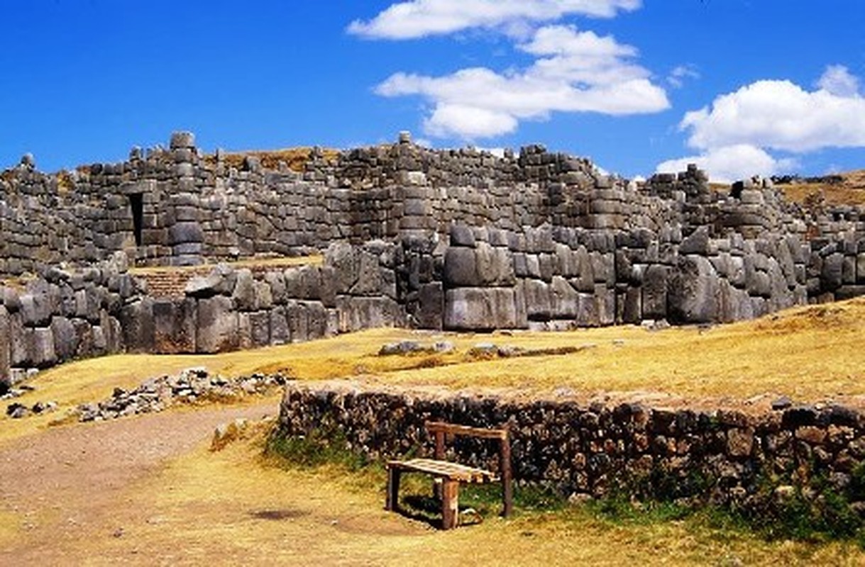 Bi an buc tuong da khong lo cua nguoi Inca-Hinh-3