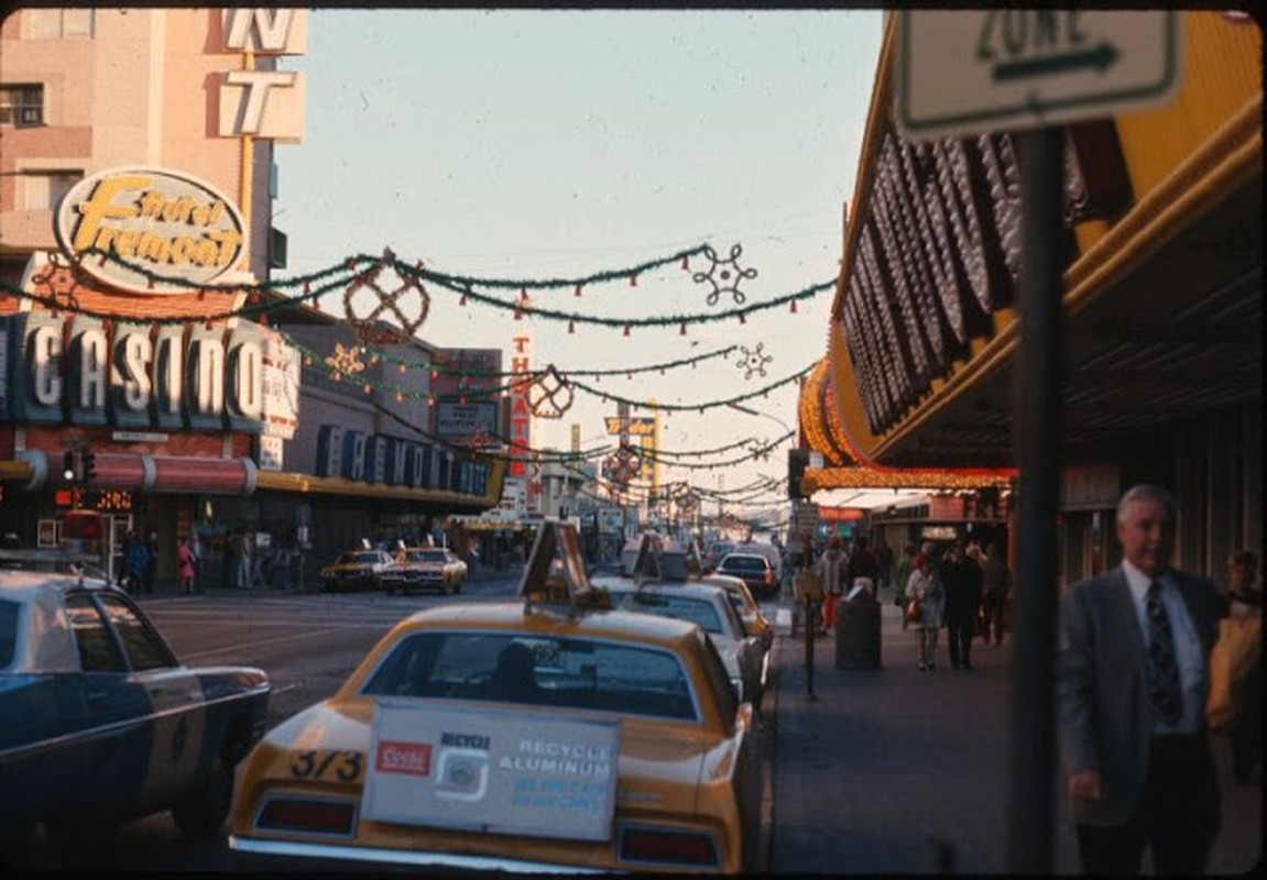 Las Vegas - Thanh pho “khong bao gio ngu” nhung nam 1970 nhu the nao?