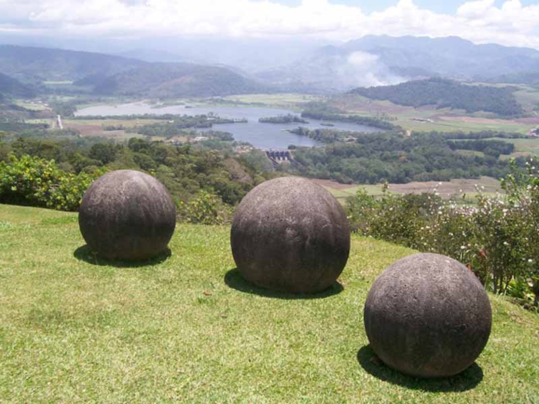 Ky bi nhung qua cau da nang vai tan nghi chua vang ben trong-Hinh-10