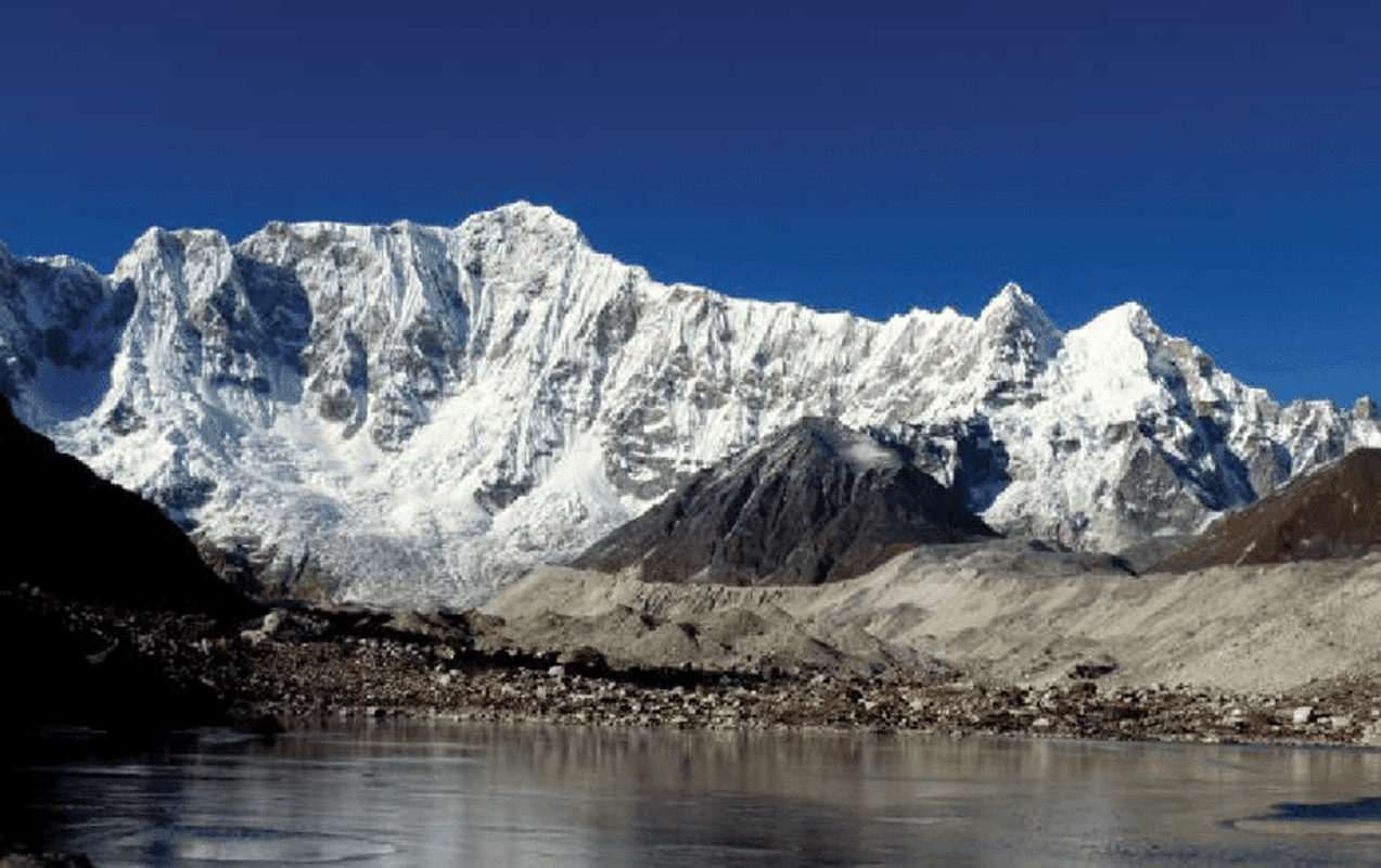 Bi an ve ngon nui linh thieng noi tieng Bhutan-Hinh-4