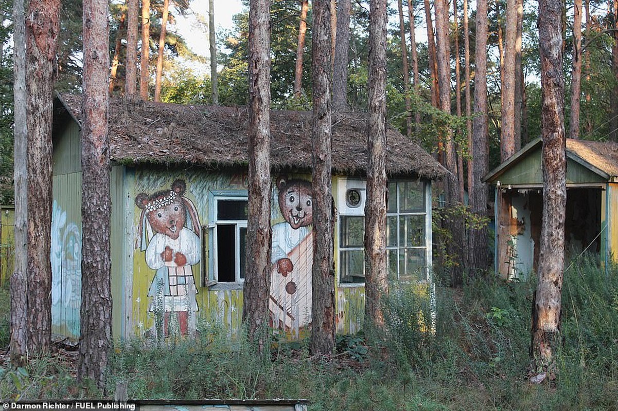 Ben trong “vung dat chet” Chernobyl sau 34 nam tham kich hat nhan-Hinh-10
