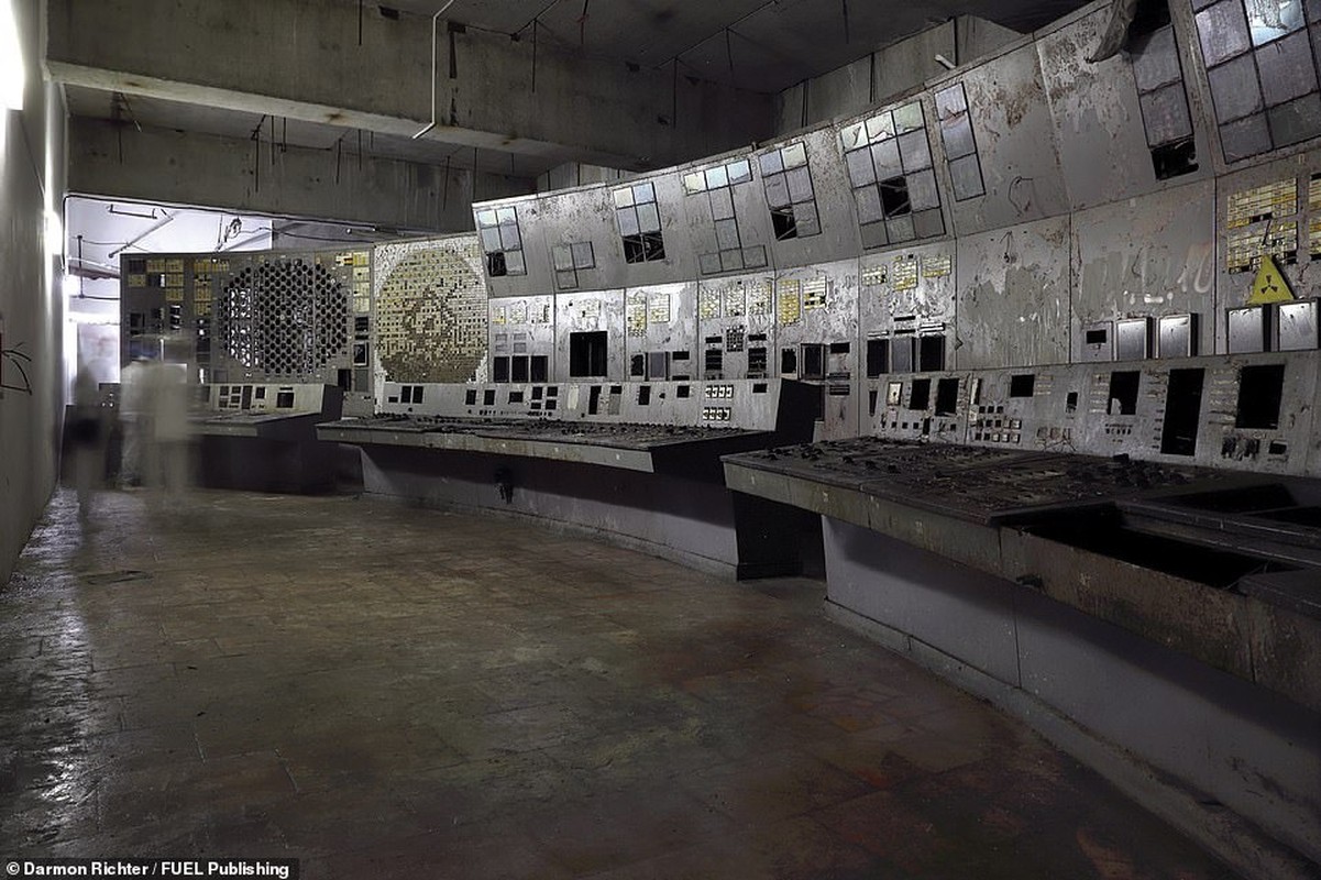 Ben trong “vung dat chet” Chernobyl sau 34 nam tham kich hat nhan