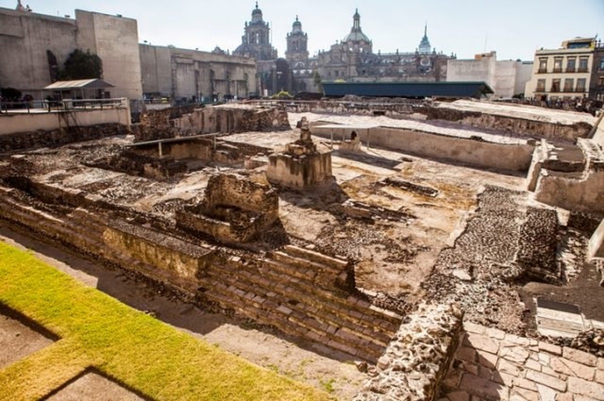 Bi an tac pham dieu khac dai bang cua nen van minh Aztec-Hinh-6