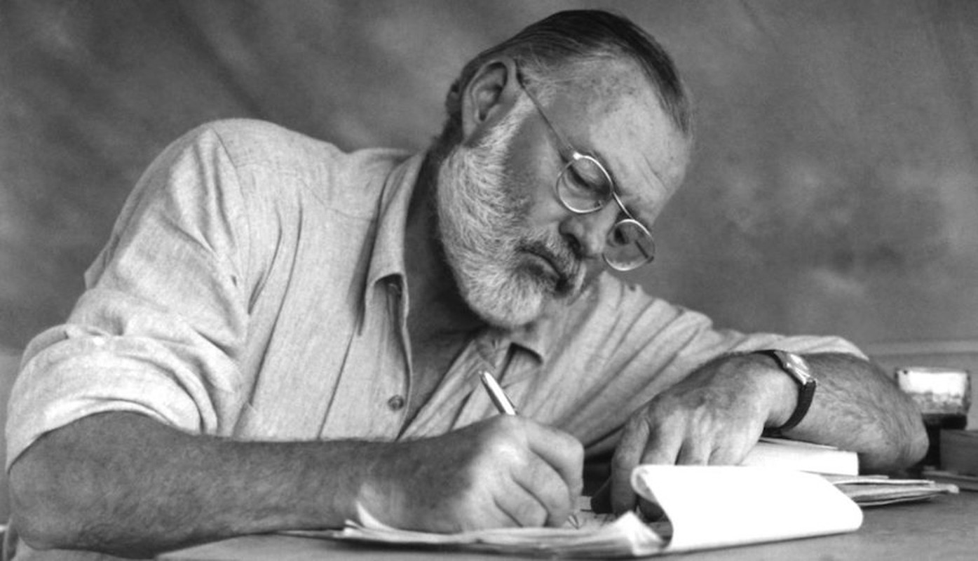 Kho tin nha van Hemingway nghi cot truyen “Ong gia va bien ca” suot 13 nam-Hinh-2