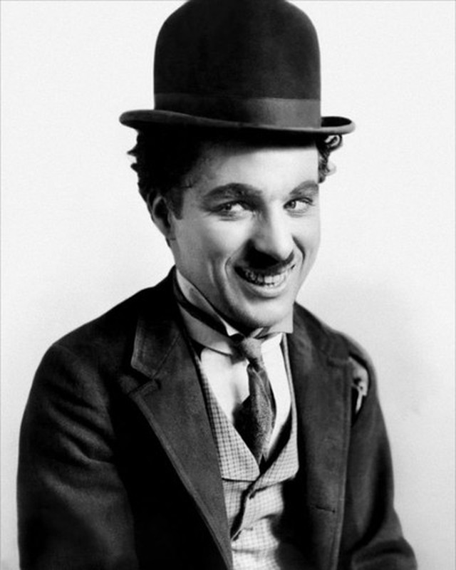 Vi sao FBI dieu tra “vua he Sac lo” Charlie Chaplin?