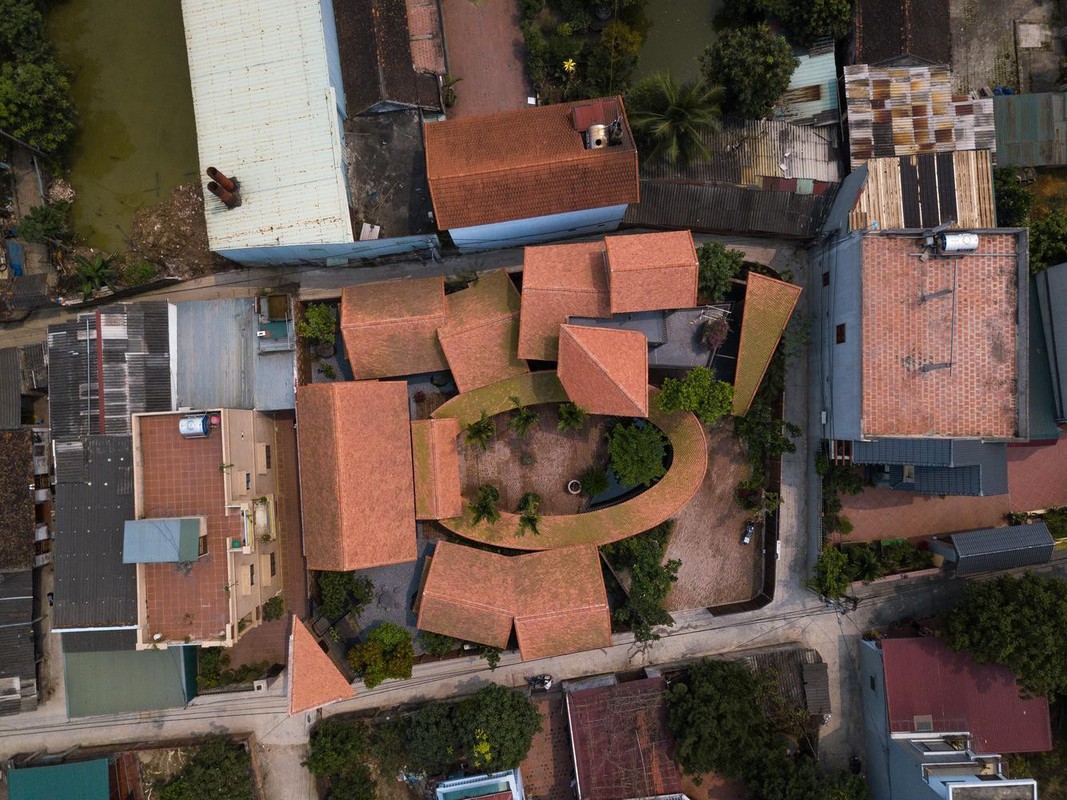 Ngoi nha nhu mot lang co thu nho o ngoai thanh Ha Noi