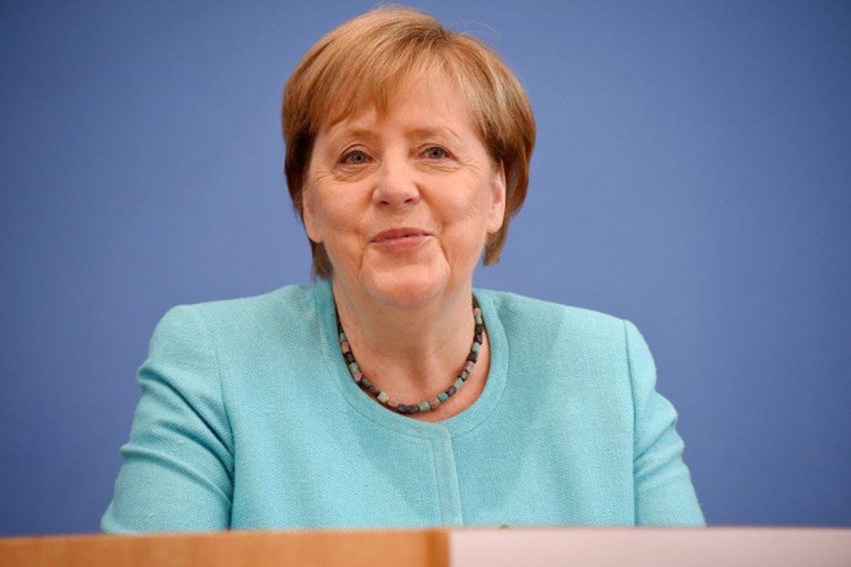 Bat ngo du dinh cua “ba dam thep” Angela Merkel sau nghi huu-Hinh-9