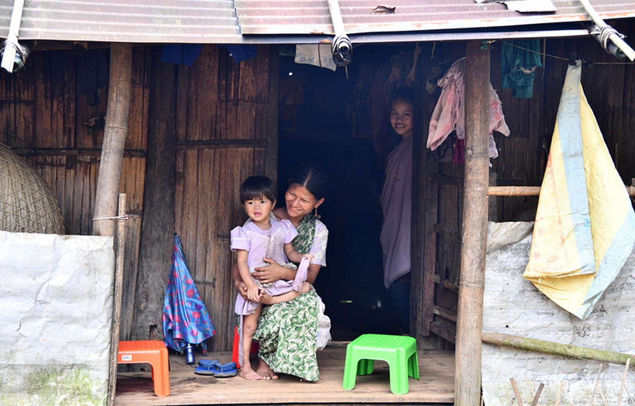 Bat ngo ngoi lang nguoi dan goi ten nhau bang tieng... huyt sao-Hinh-2